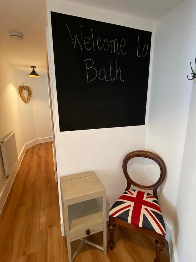 Burgess Yard 2-Bedroom Cottage, Μπαθ Εξωτερικό φωτογραφία