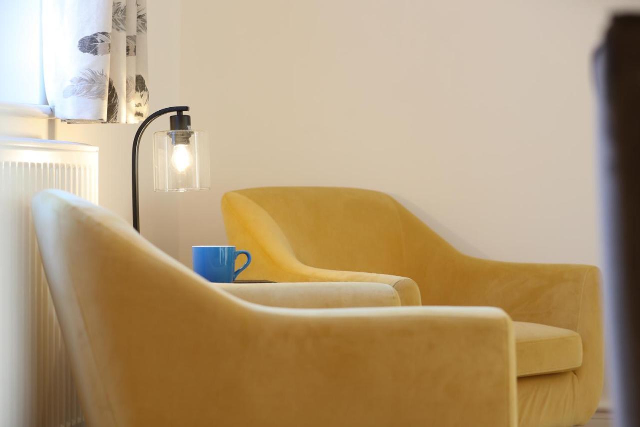 Burgess Yard 2-Bedroom Cottage, Μπαθ Εξωτερικό φωτογραφία
