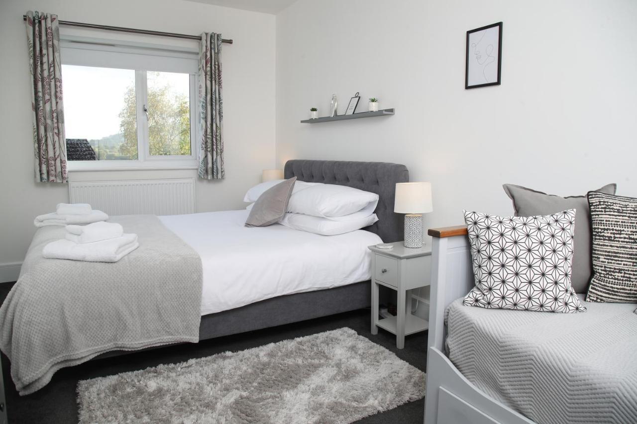 Burgess Yard 2-Bedroom Cottage, Μπαθ Εξωτερικό φωτογραφία