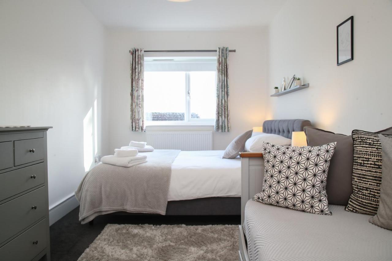 Burgess Yard 2-Bedroom Cottage, Μπαθ Εξωτερικό φωτογραφία